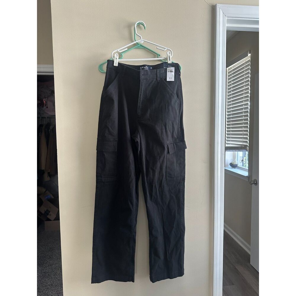 Hollister Ultra High-Rise Dad Cargo Pants Black Size 11R W30R NWT